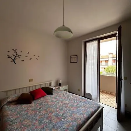Near Town Centre And - Le Colombe شقة *