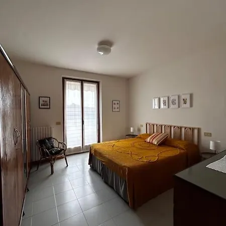 Near Town Centre And - Le Colombe Apartment *