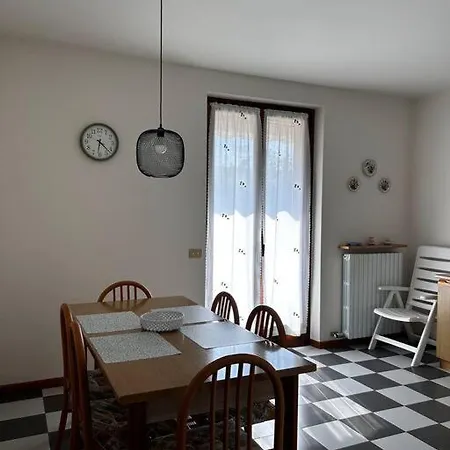 Near Town Centre And - Le Colombe Bardolino